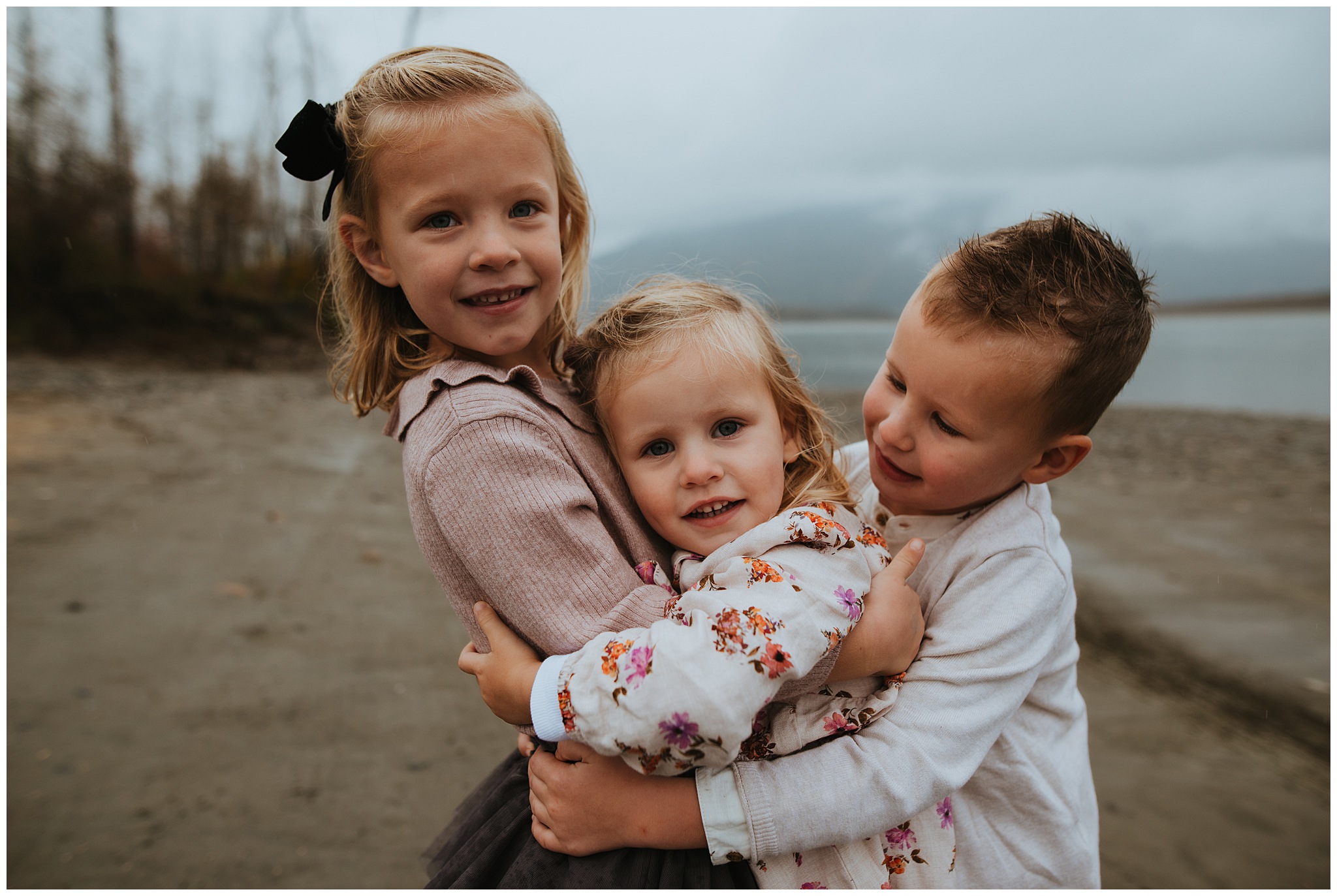 Kids in Chilliwack for family photography session in the Fraser Valley