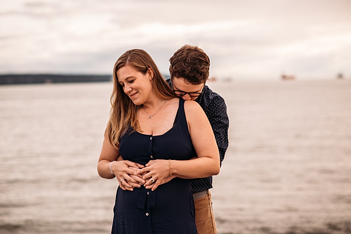 West Vancouver Maternity photography at sunset with a sweet mama and dadda-to-be!