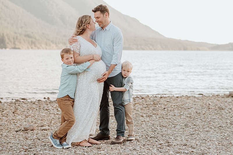 Why You’ll Regret It if You Skip a Maternity Session in Vancouver