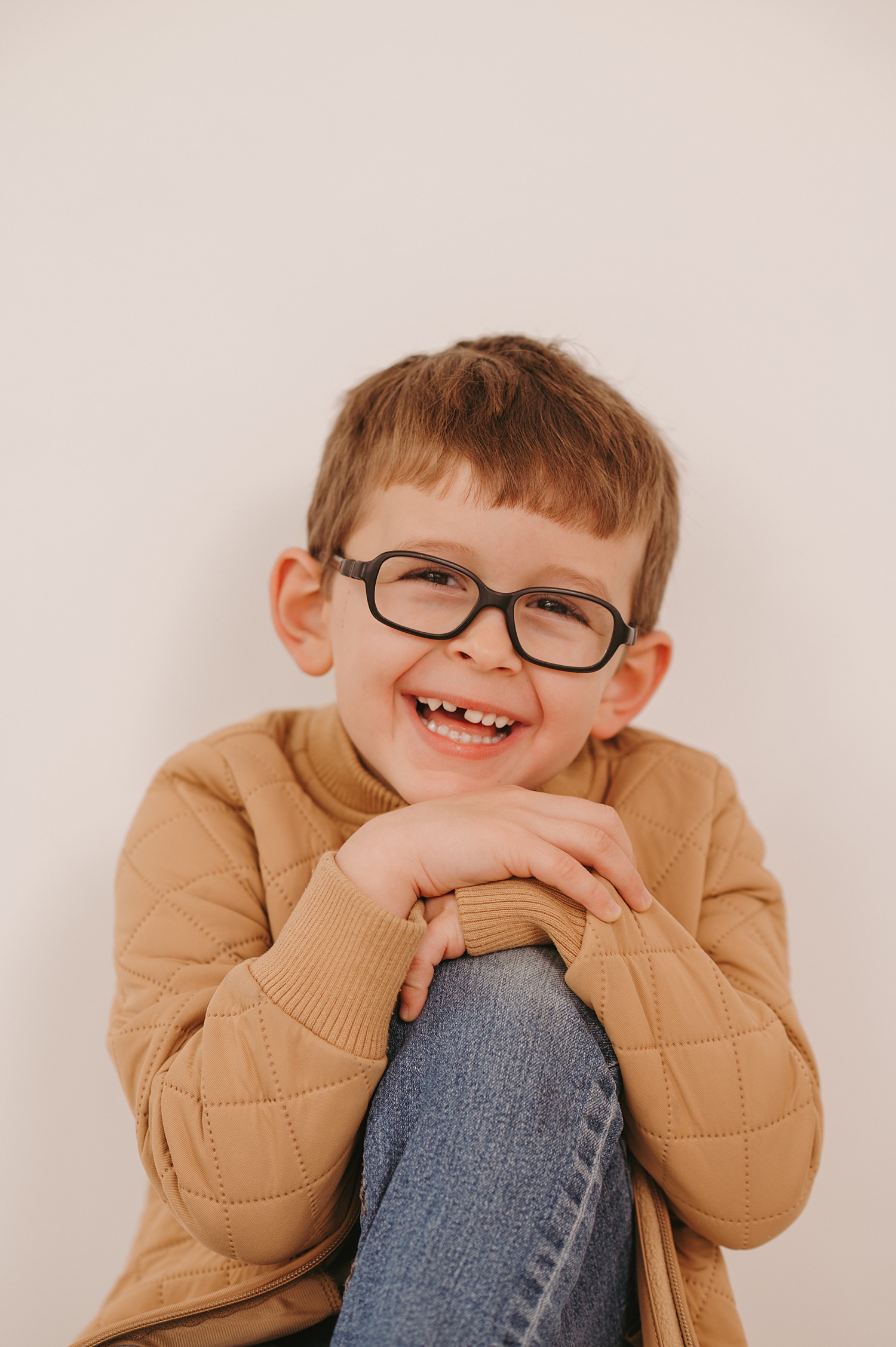 Neutral studio space in Vancouver used for family portraits